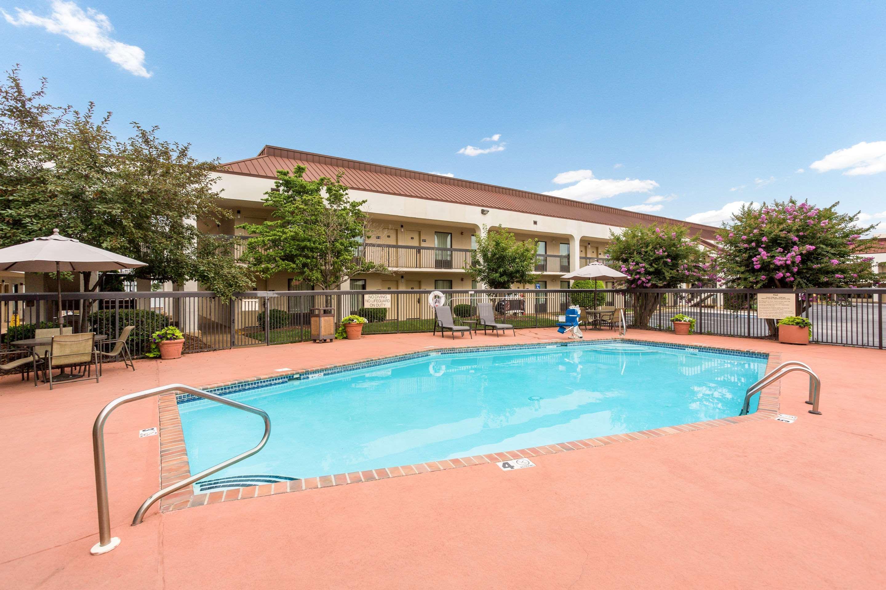 Quality Inn - Hamilton Place Chattanooga Exterior photo